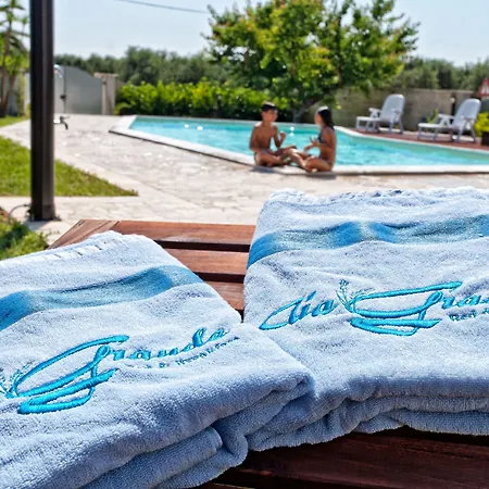 Aia Grande Bed & Breakfast 4*