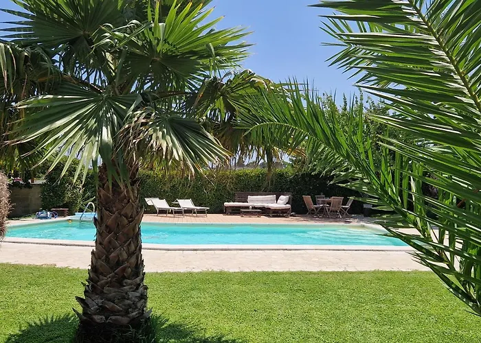 Aia Grande Bed & Breakfast 4*