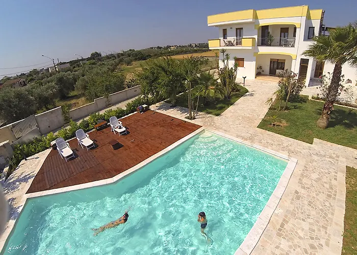 Aia Grande Bed & Breakfast 4*